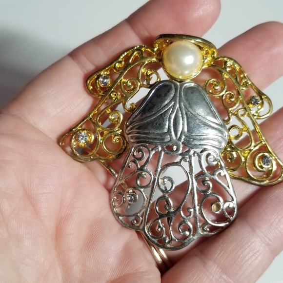 Filigree angel brooch gold tone silver tone guardian pin - Picture 5 of 10